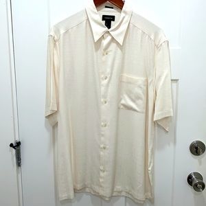 Liz Claiborne 100%Silk Short Sleeve Botton Down